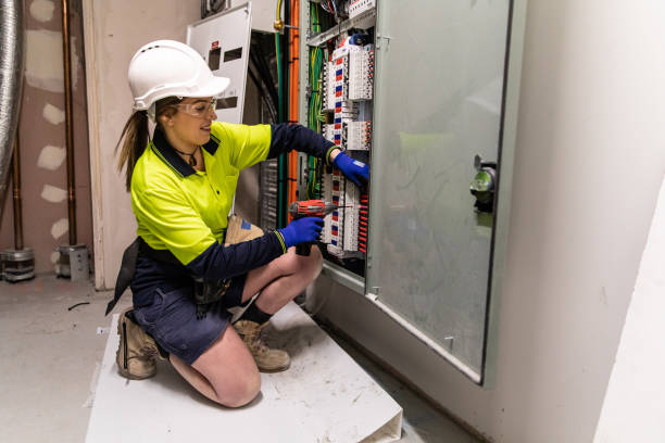 Best Affordable Emergency Electrician  in Bunk Foss, WA