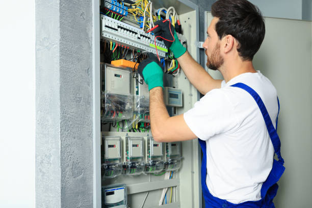 Best Emergency Electrical Repair  in Bunk Foss, WA